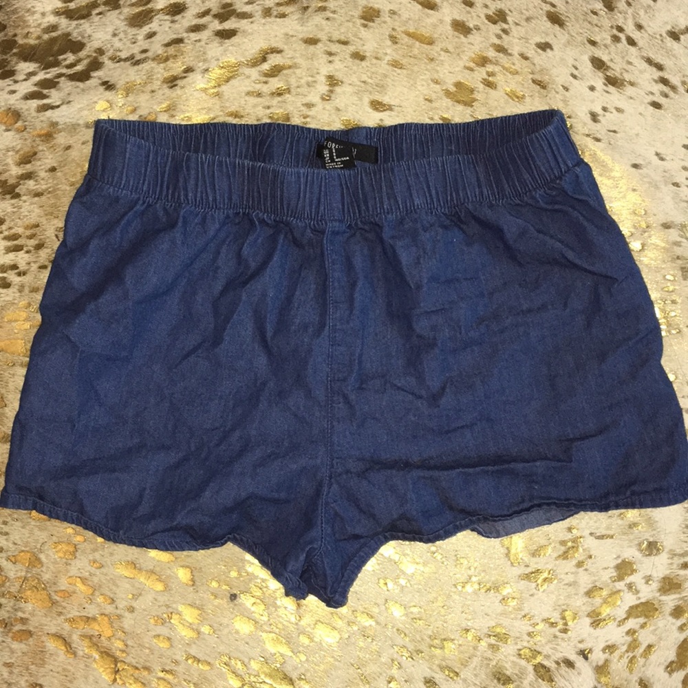 Forever 21 elastic denim color shorts size small
